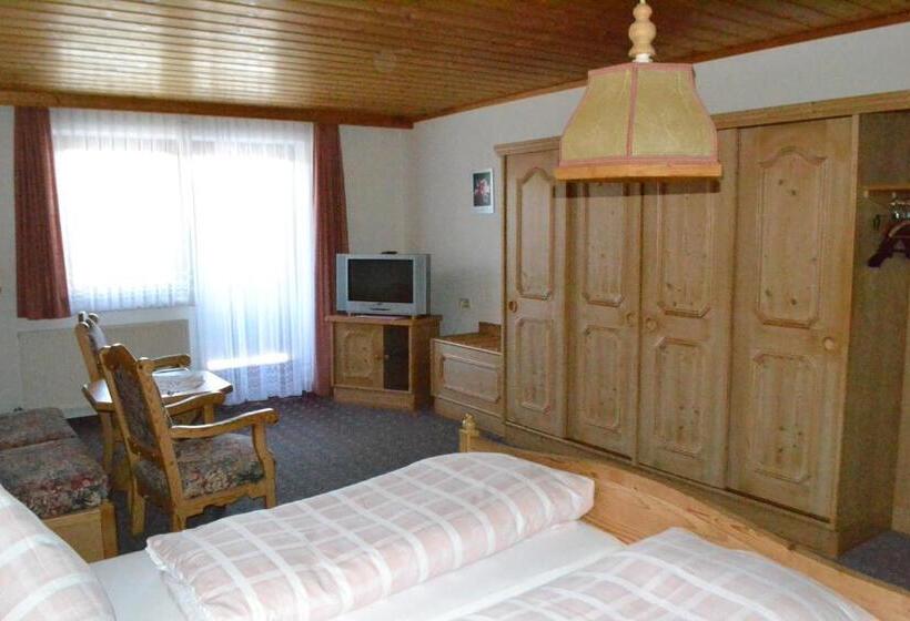 بنسيون Innviertler Berggasthof