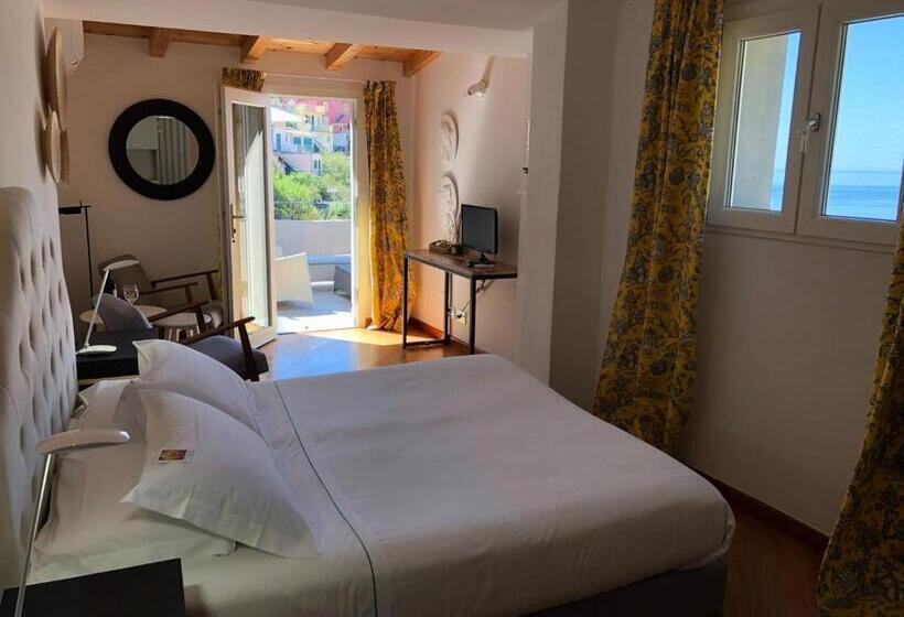 פנסיון La Torretta Lodge