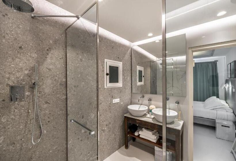 פנסיון La Torretta Lodge