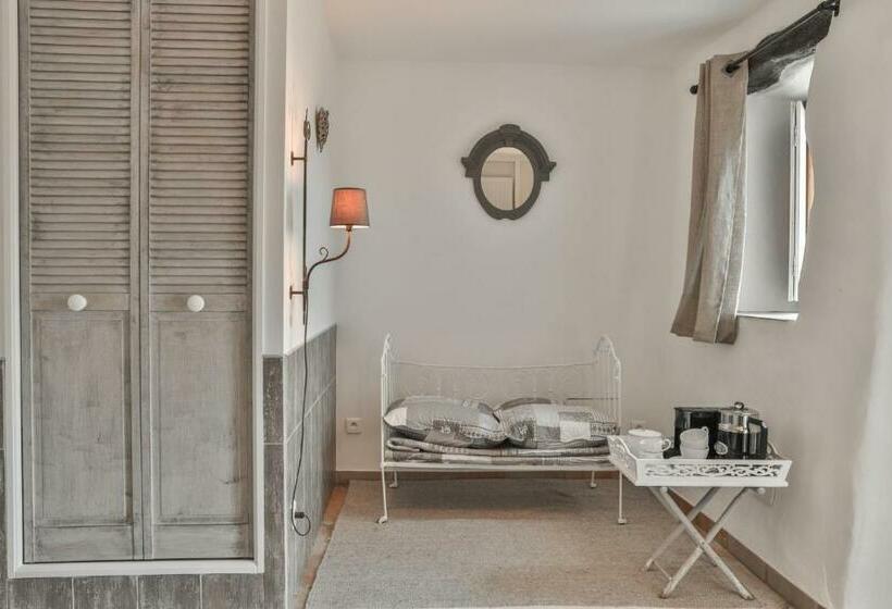 펜션 Maison D'hôtes Le Hameau De La Mûre