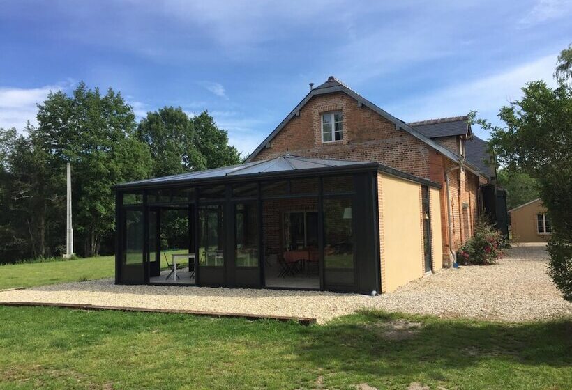 بنسيون Montperthuis