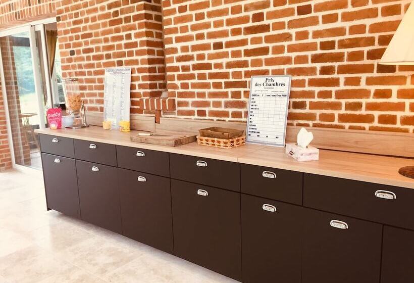 פנסיון Montperthuis