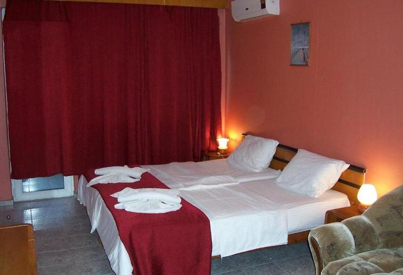 ペンション Nelly Guest House