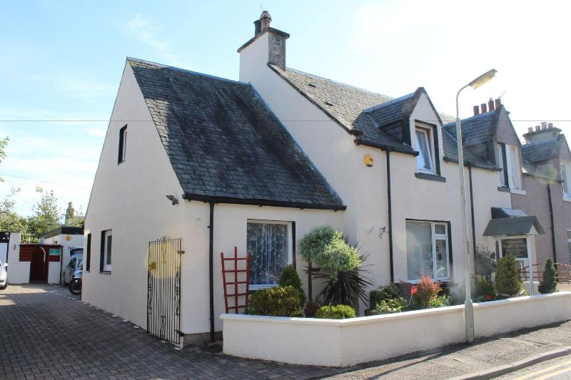 膳宿费 Pitfaranne Guest House