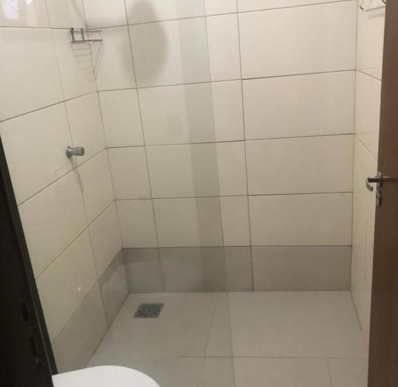 膳宿费 Pousada Diamante