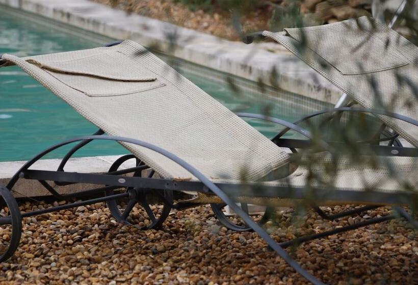 膳宿费 Sous Les Canniers