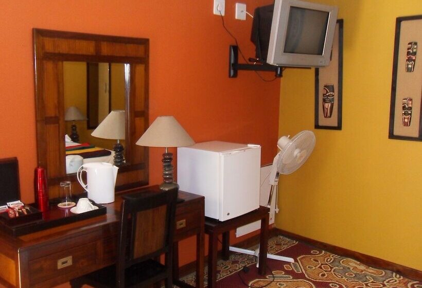 پانسیون The Orchards Executive Accomodation