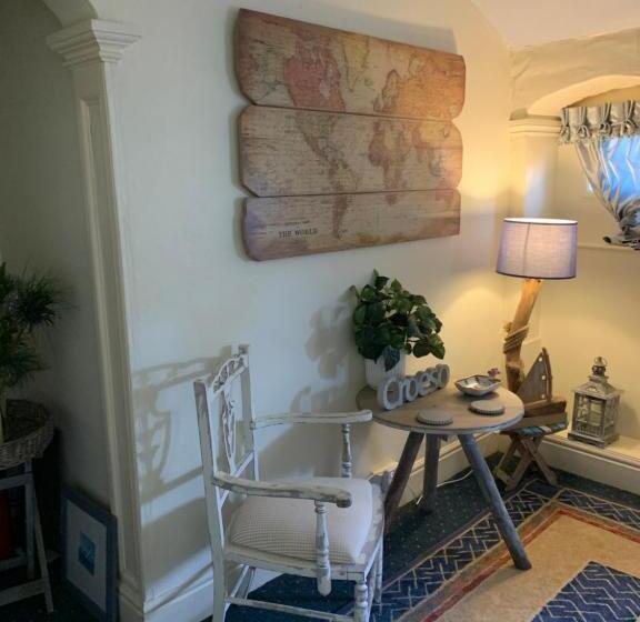 פנסיון The Suites At Ty Anne