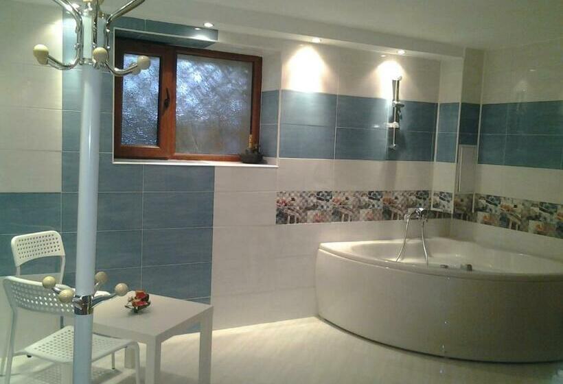 بنسيون Tonus Guest House