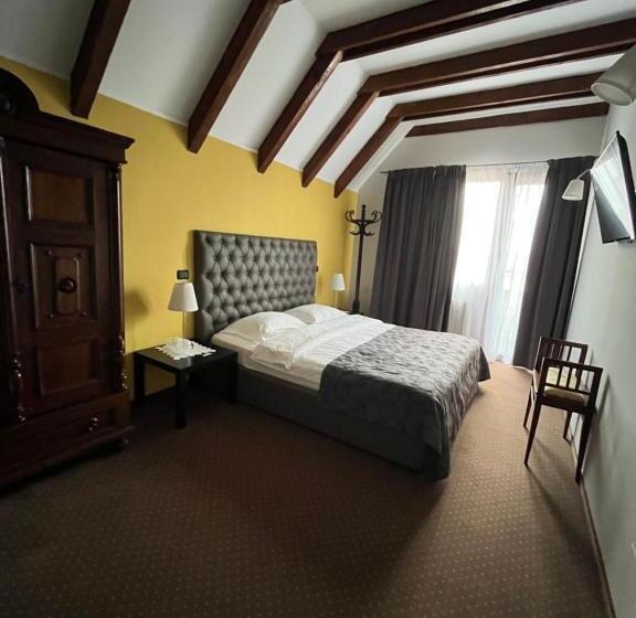 بنسيون Trattoria Al Gallo