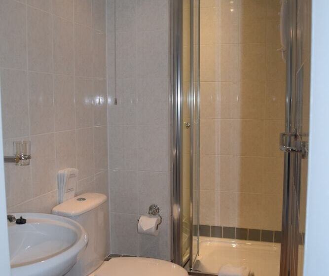 פנסיון The Tregortha B&b