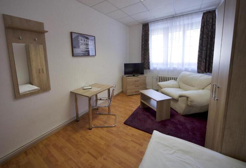 פנסיון U Heligonky