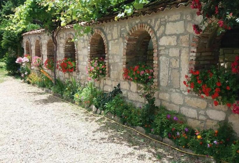 פנסיון Villa Nasco