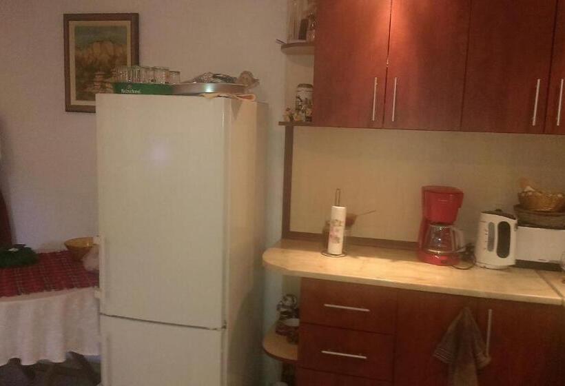 פנסיון Villa Nasco