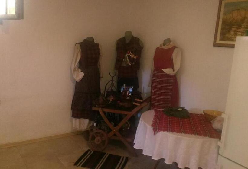 פנסיון Villa Nasco