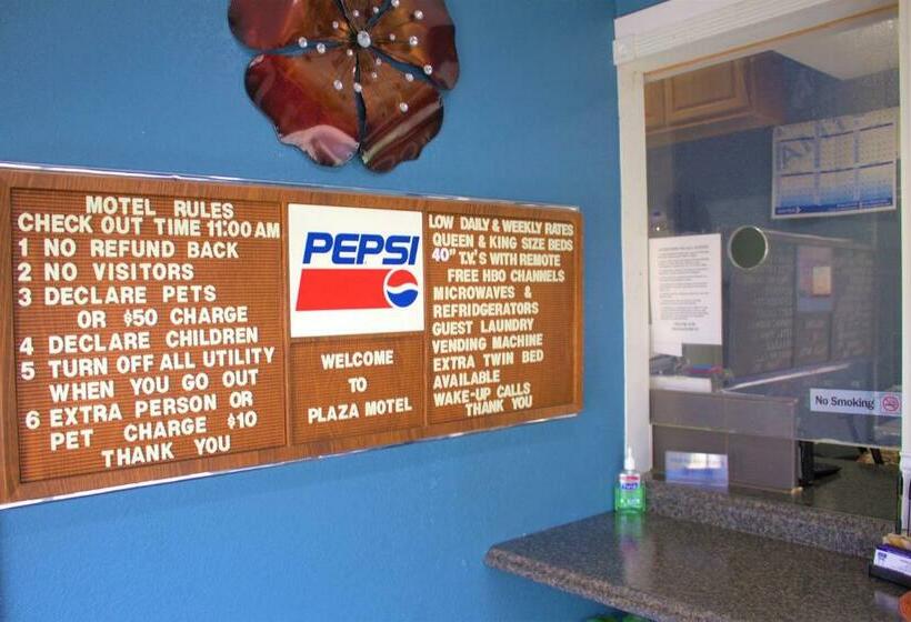 Plaza Motel