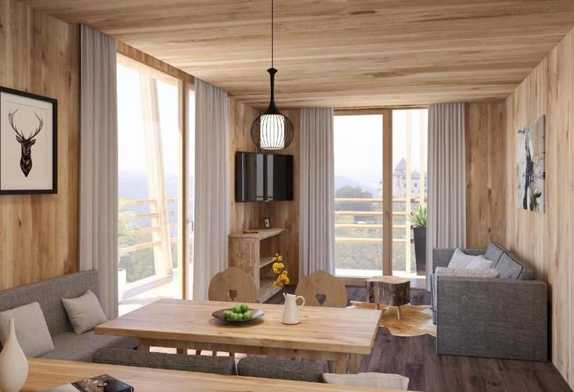 Presulis Hideaway Apartments & Restaurant