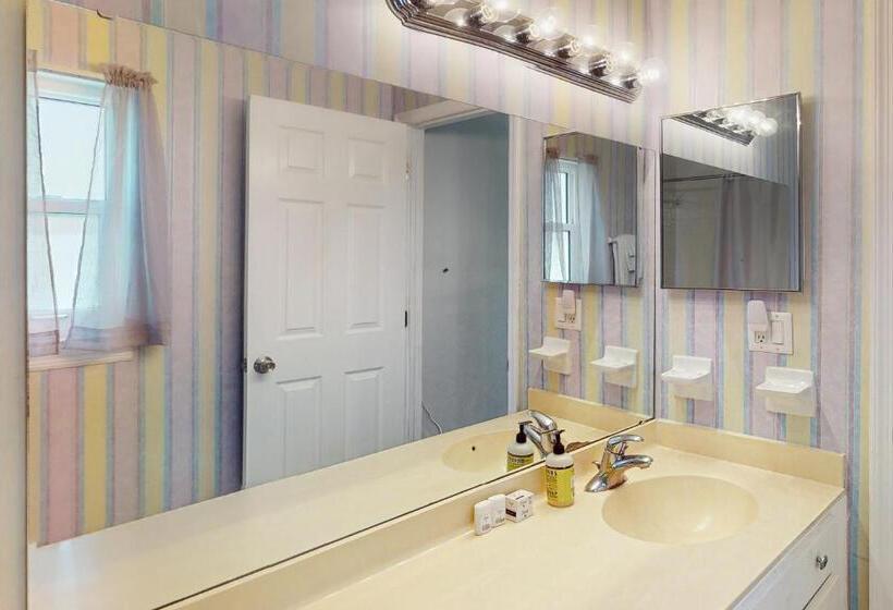 Redington Surf Resort