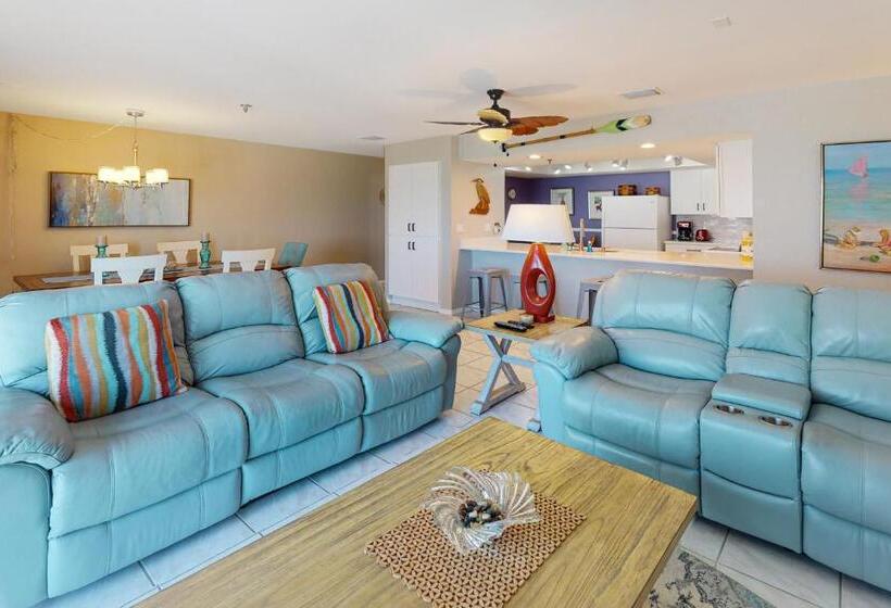 Redington Surf Resort