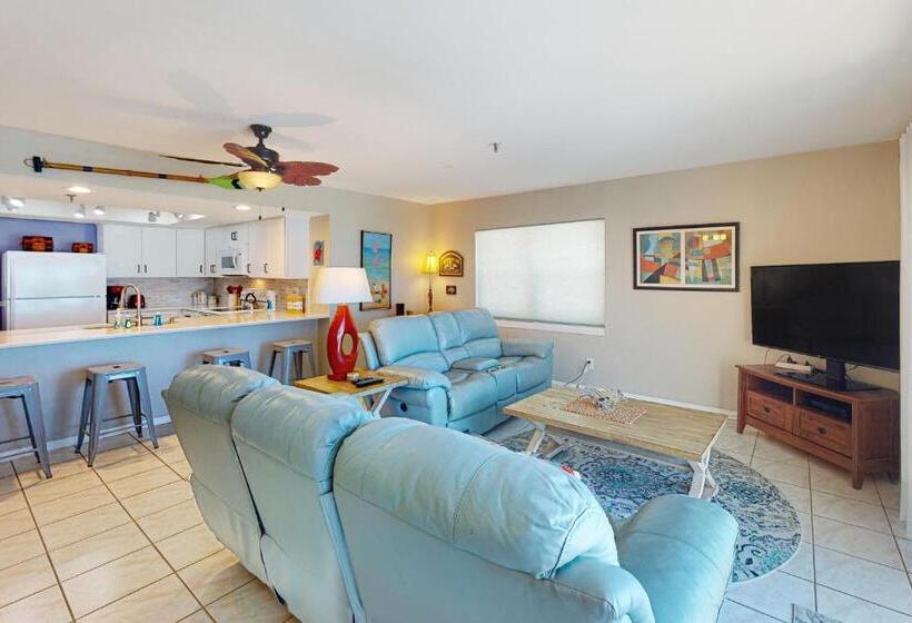 Redington Surf Resort