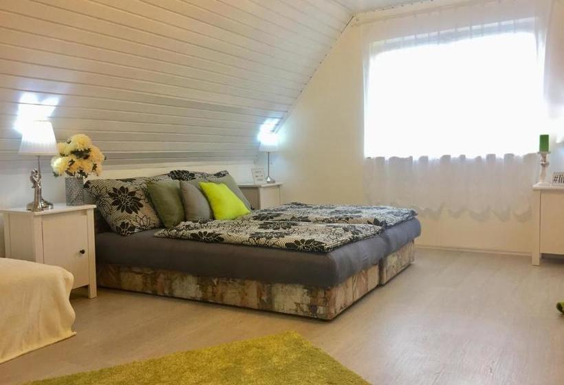 Szent Orbán Panzió   Kutyabarát Apartmanok