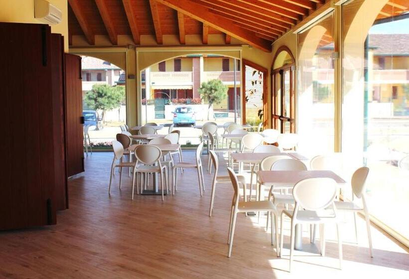 Airone Bianco Residence Village