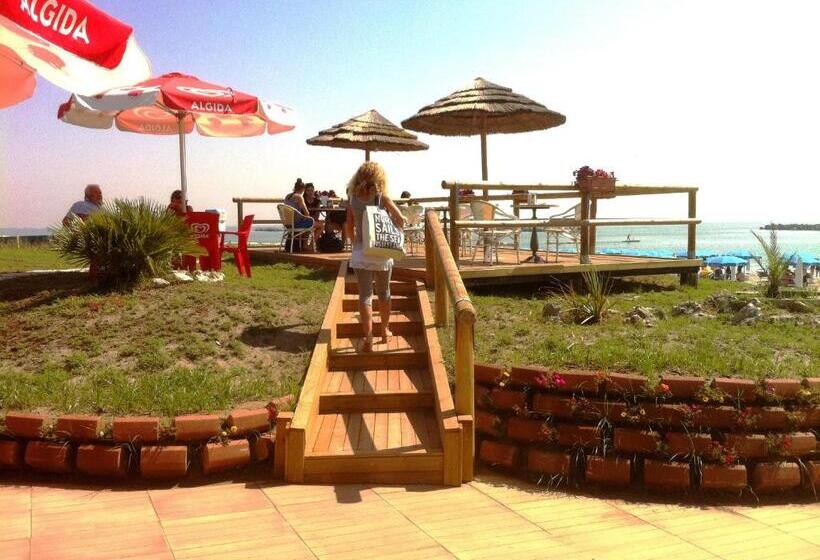 Airone Bianco Residence Village