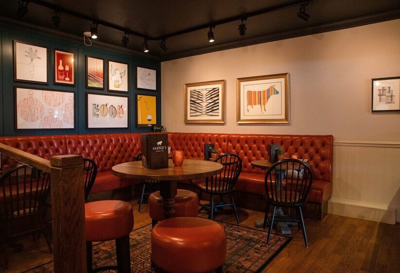 הוסטל Harper S Steakhouse With Rooms, Southampton Swanwick Marina