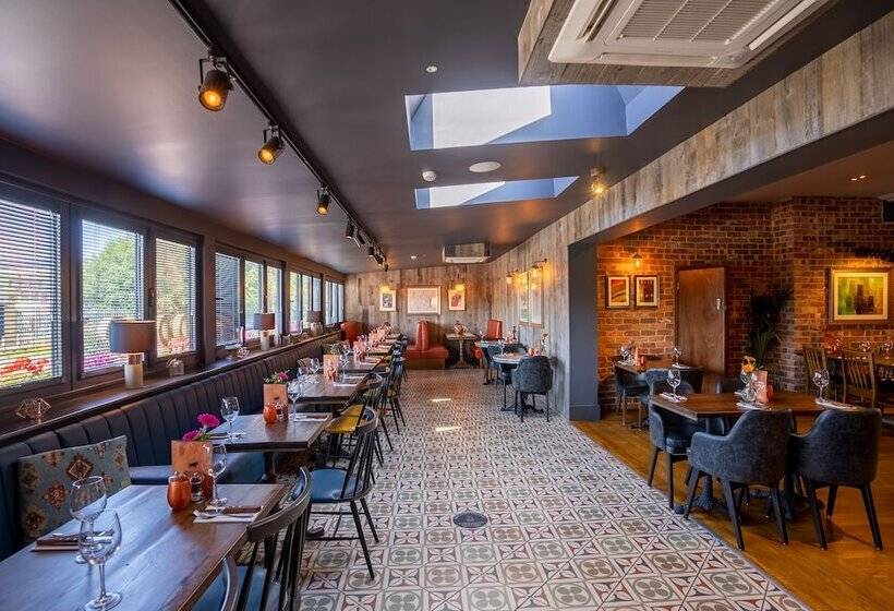 הוסטל Harper S Steakhouse With Rooms, Southampton Swanwick Marina