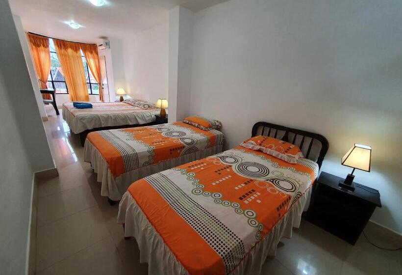 הוסטל Hostal Cerro Azul