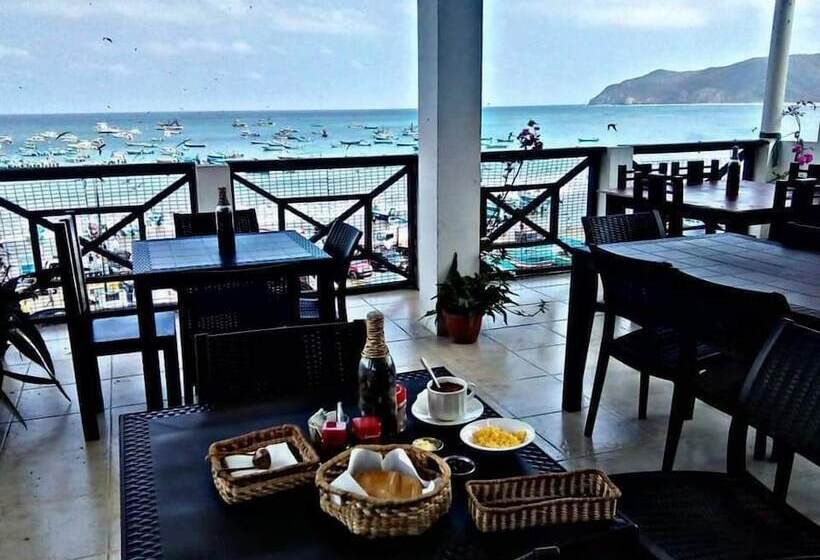 فندق صغير Hostal Humpback Internacional