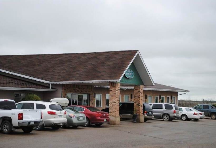 فندق صغير Moosomin Country Squire Inn