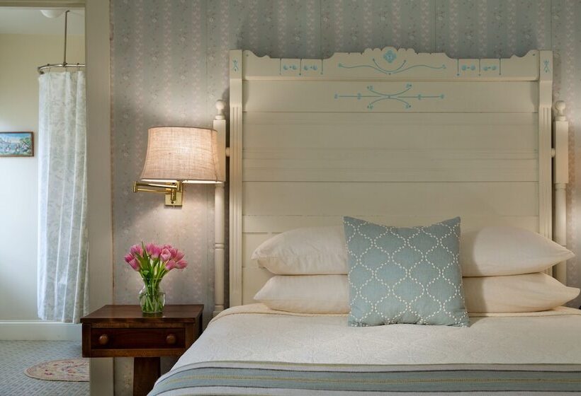 Общежитие Pentagoet Inn