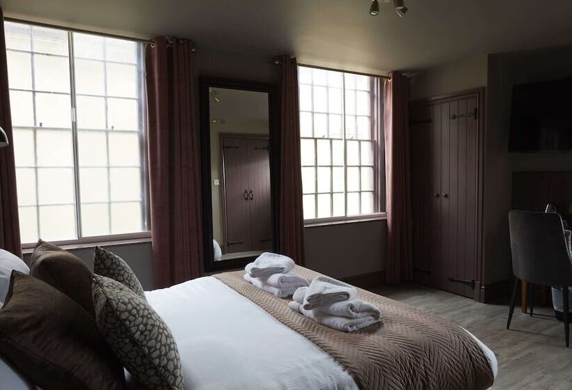 הוסטל The Archangel,restaurant & Bar With Rooms