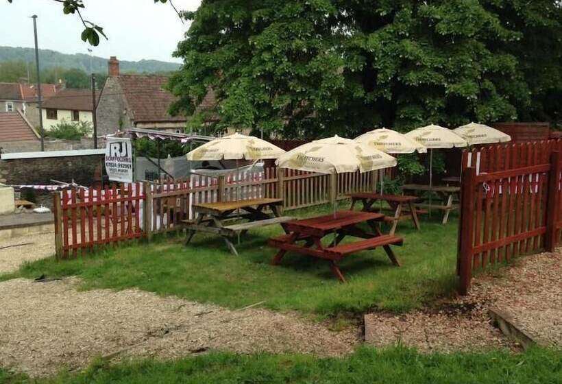 ユースホステル The Crown Inn   By Blunt Bars