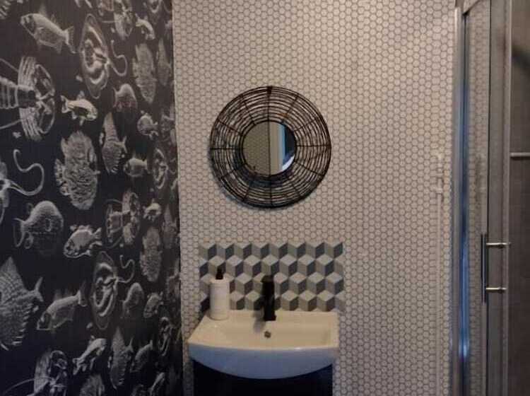 ユースホステル The Crown Inn   By Blunt Bars