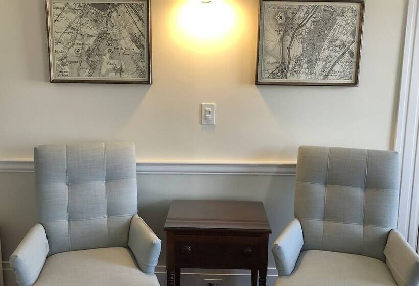 호스텔 The Inn At Cape Cod