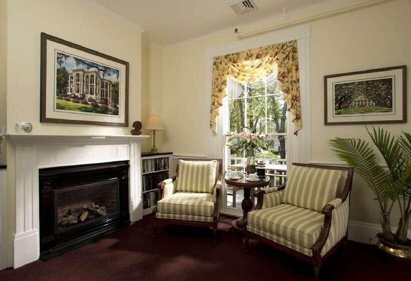 호스텔 The Inn At Cape Cod