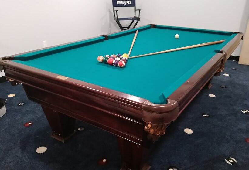 فندق صغير The Inn On Mount Desert