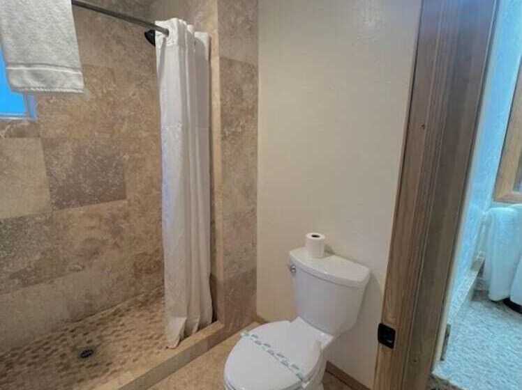 호스텔 Timberlodge Inn