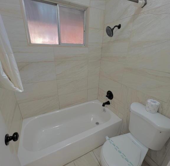 호스텔 Timberlodge Inn