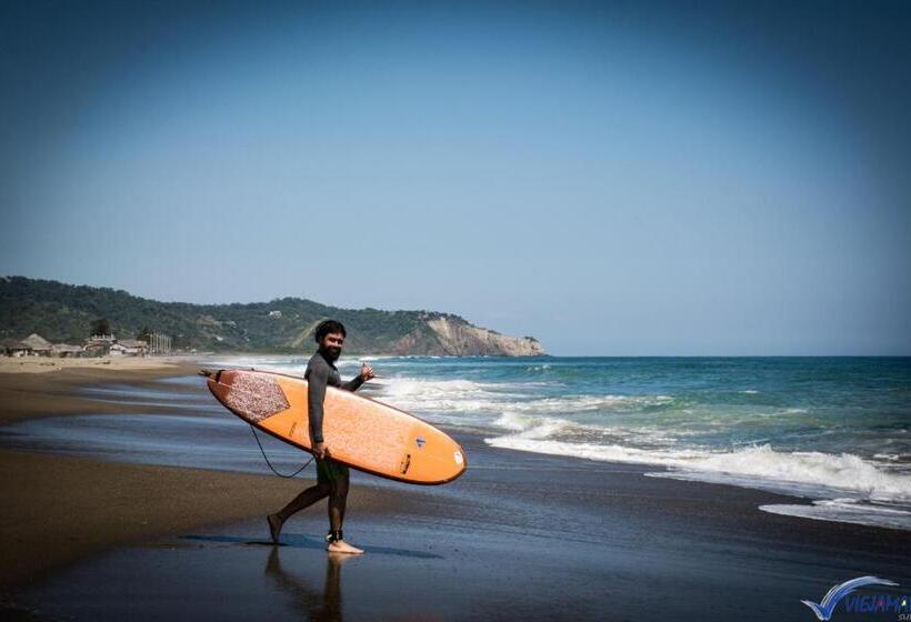 هاستل Viejamar B&b