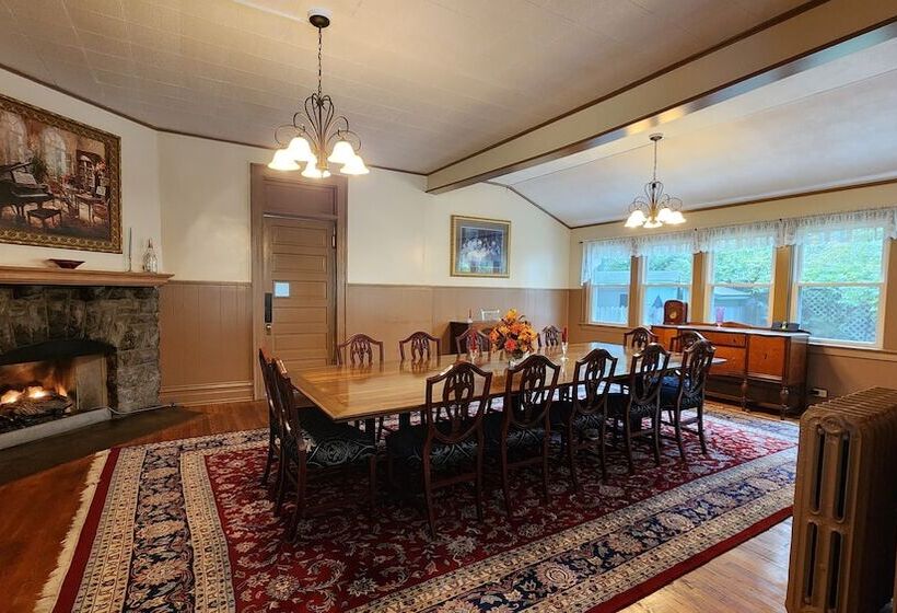 旅馆 Vine Cottage Inn