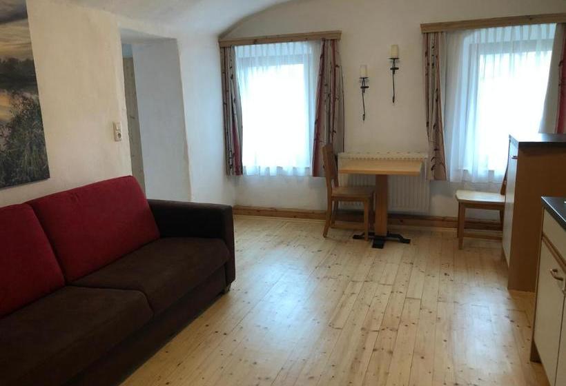 Camping & Pension Au An Der Donau