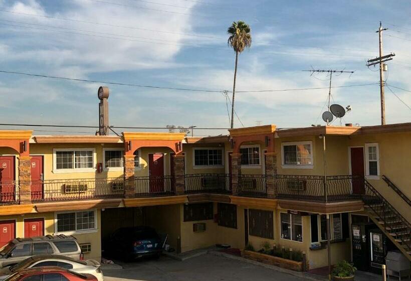 Flight Motel