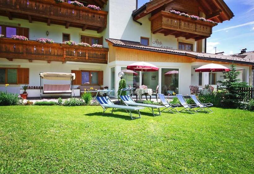 Garni Cristin & Dep Antina