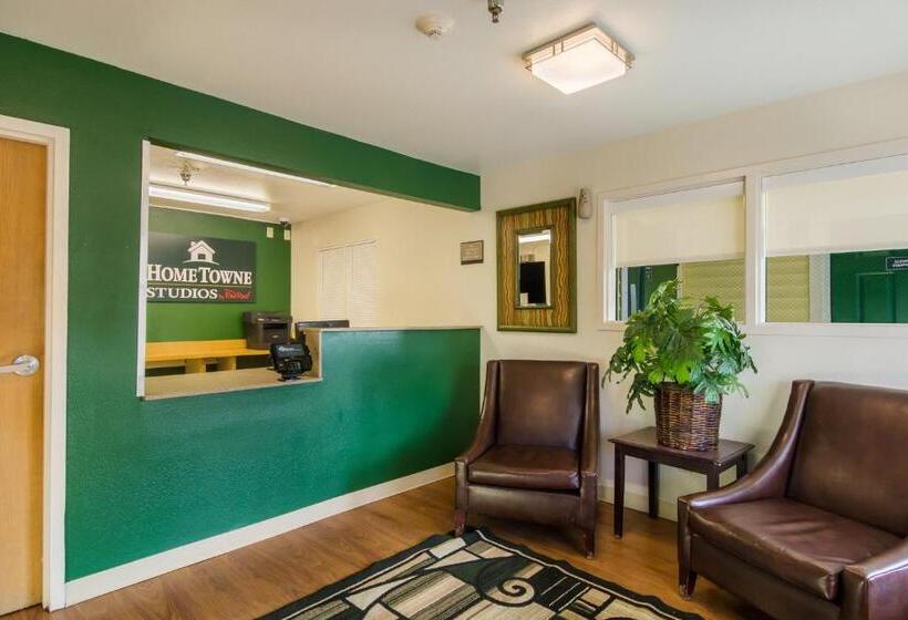 Hometowne Studios By Red Roof Denver   Glendale/ Cherry Creek