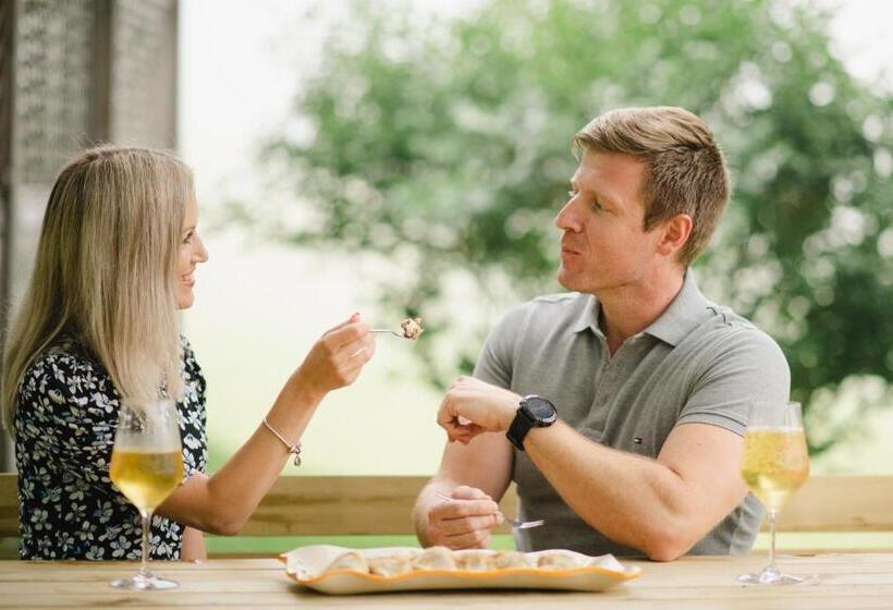 هتل Eco Tourist Farm Ravnjak