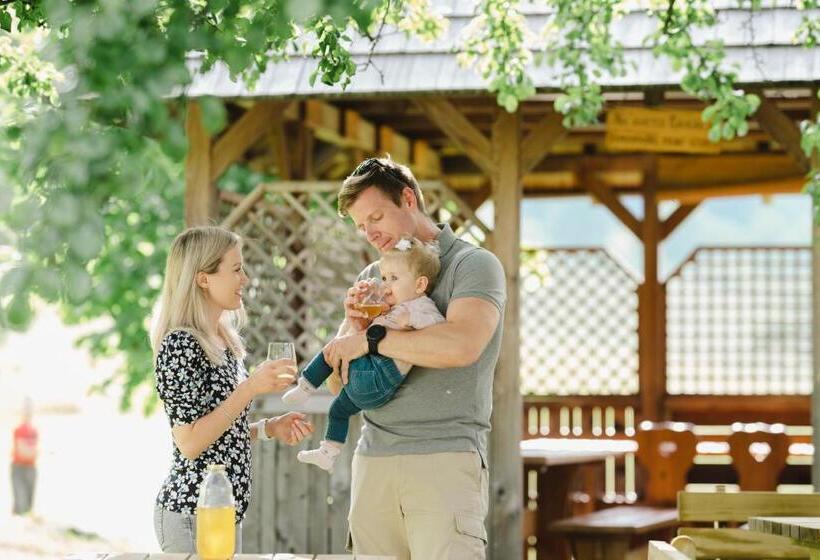 هتل Eco Tourist Farm Ravnjak