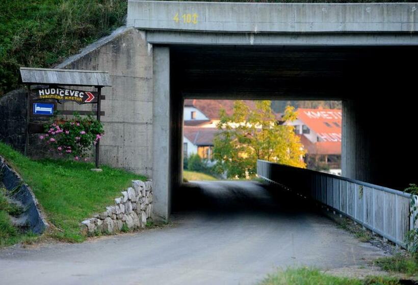 هتل Ekoturizem Hudičevec